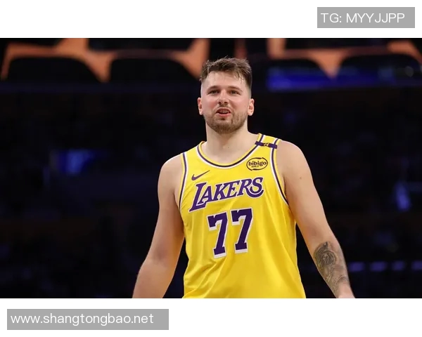 东契奇42分7篮板8助攻4抢断闪耀全场，湖人三连败暴露两大关键短板